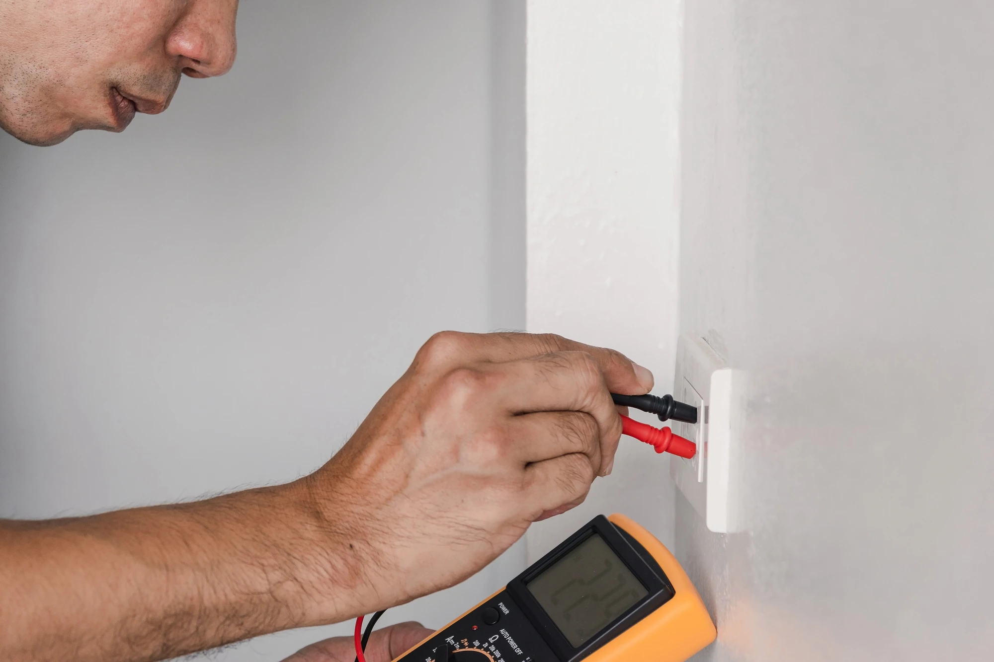 Safe Renovation Practices: Managing Electrical Safety During Home Improvements